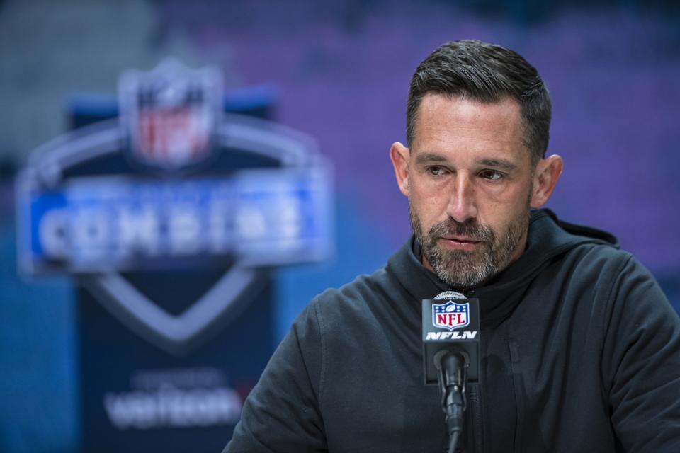 San Francisco 49ers Sign Kyle Shanahan To Contract Extension Through 2025 Season