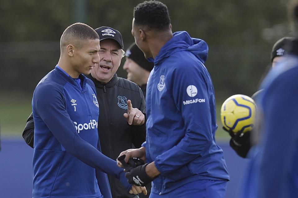Everton Preview Team News And Starting Lineup Vs Crystal Palace
