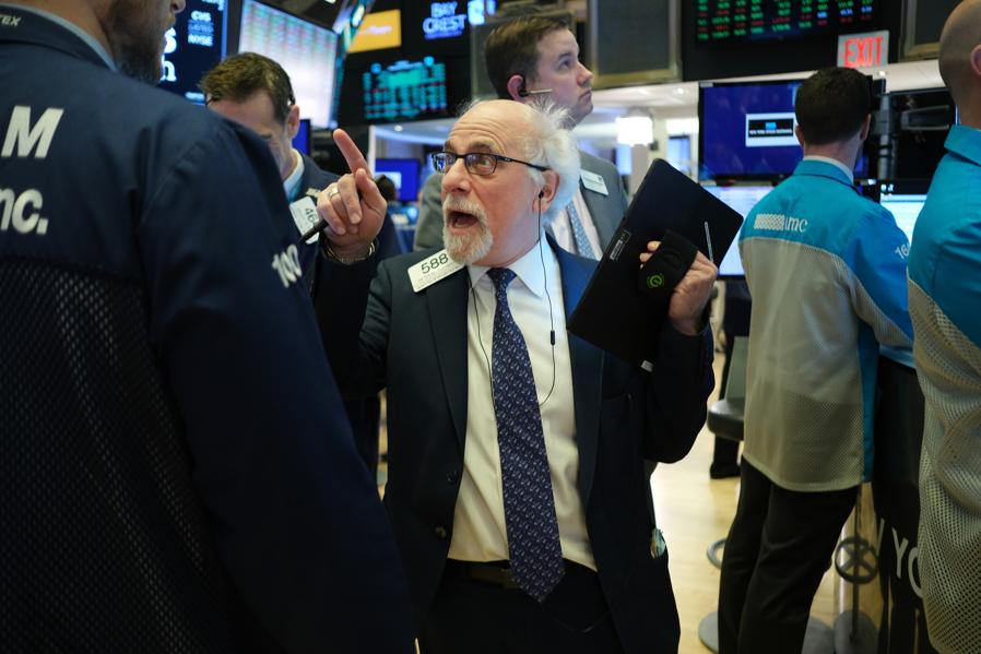 Apps Are Taking Over Wall Street