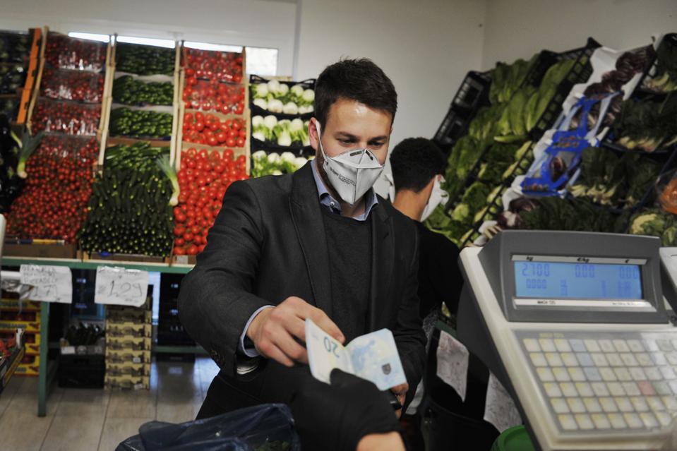 Italy Extends Emergency Measures Nationwide As Coronavirus Death Toll Jumps