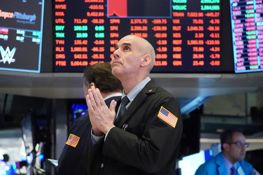 Stocks Lose Nearly All Gains Under Trump Presidency As Market Falls Another 6%