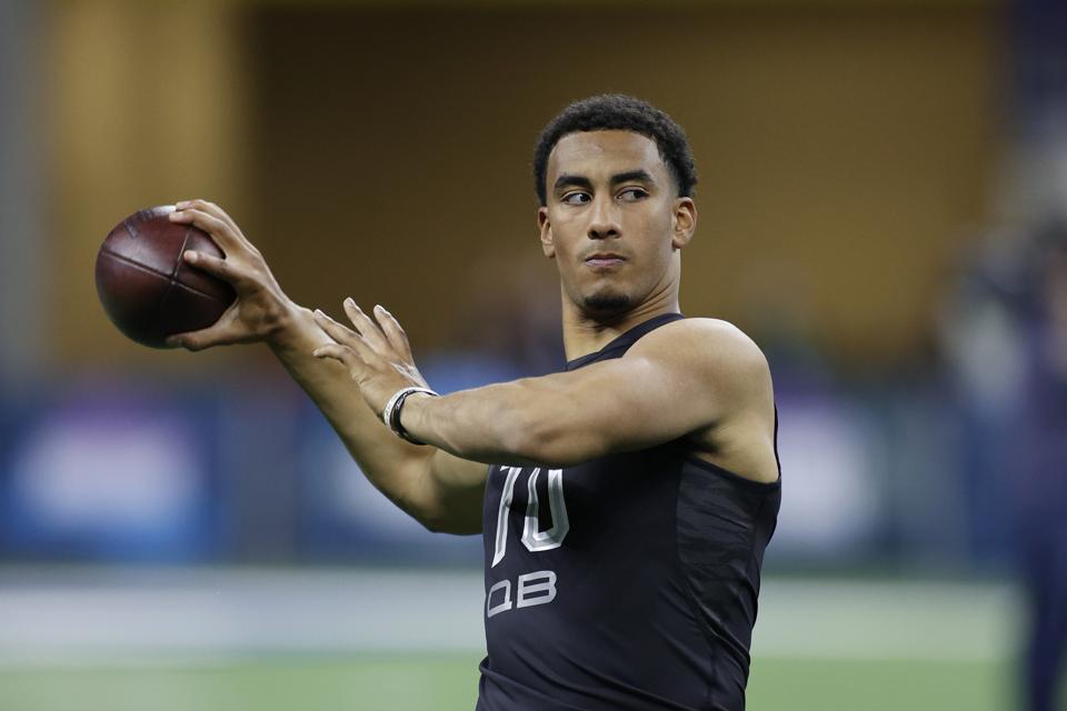 Nfl Draft Would The Green Bay Packers Roll The Dice On Quarterback Jordan Love