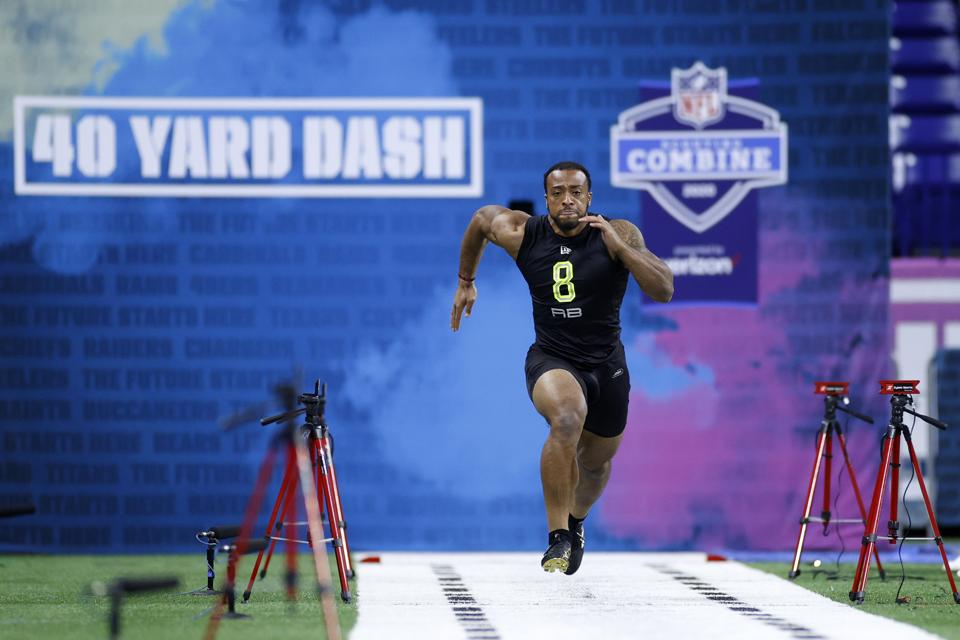 The Most Important Green Bay Packers Dillon Could Give Ground Game A Lift