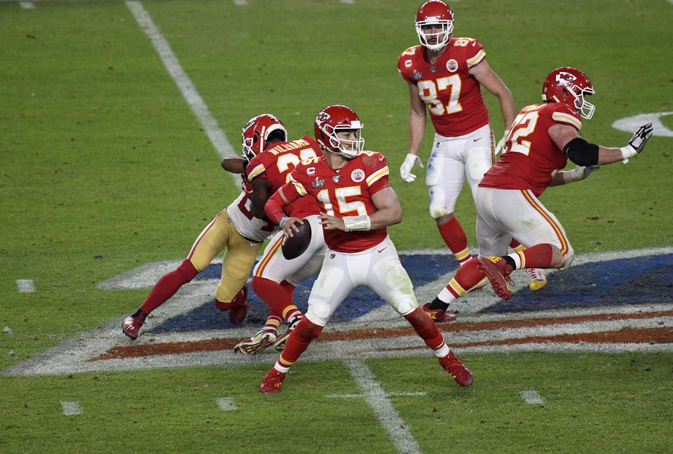 Nfl And 2k Sign New Deal To Develop Non Simulation Football Video