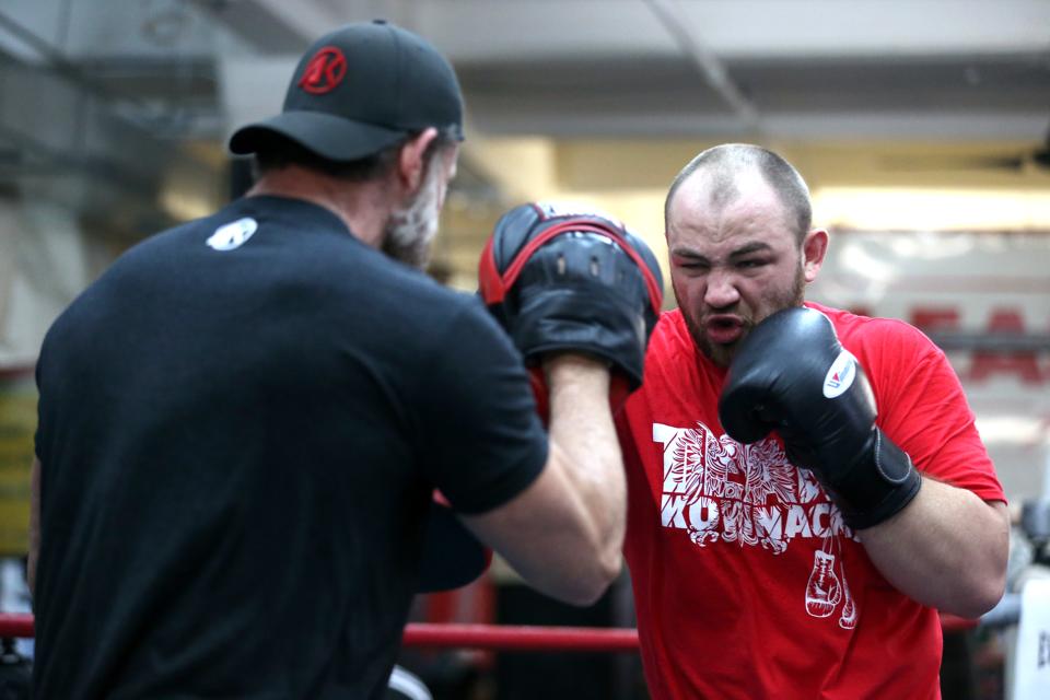 Adam Kownacki Vs Robert Helenius Date Time Tv And Live