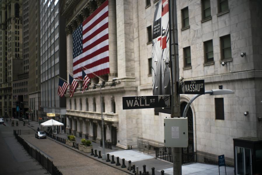 Stocks Plunge, Dow Falls 600 Points As Historic Oil Rout Continues And Congress Passes More Small Business Stimulus