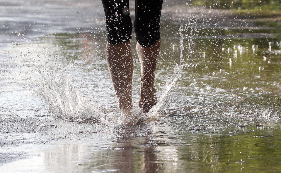 Does Rain Wash Away Covid 19 Coronavirus