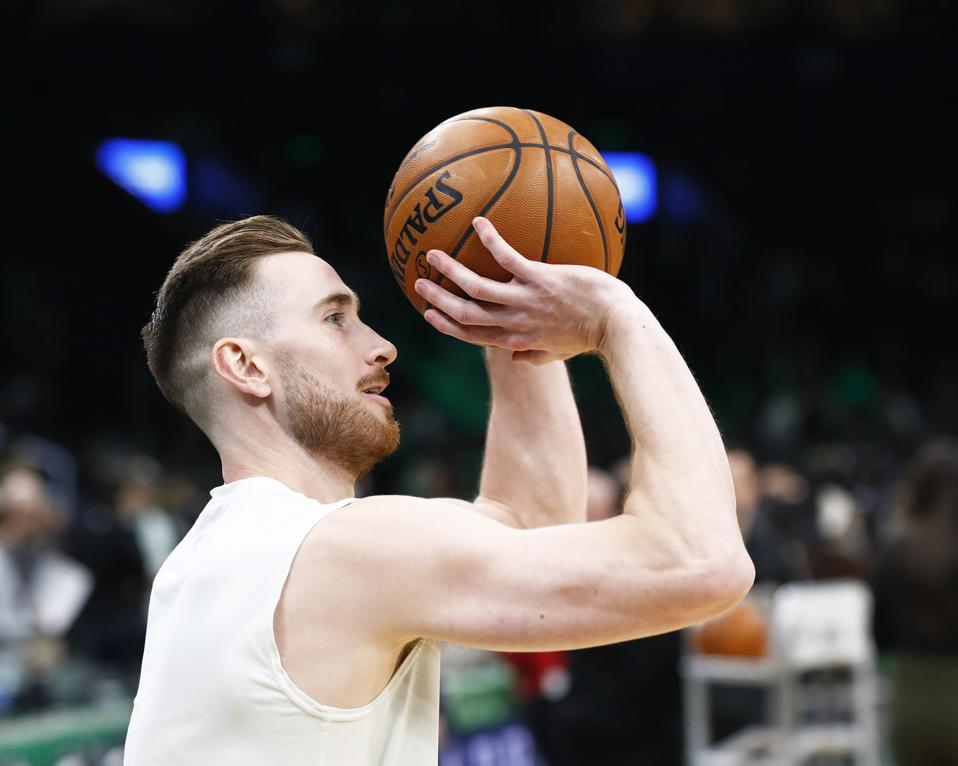 Why Gordon Hayward Has More Time To Make His Contract Decision