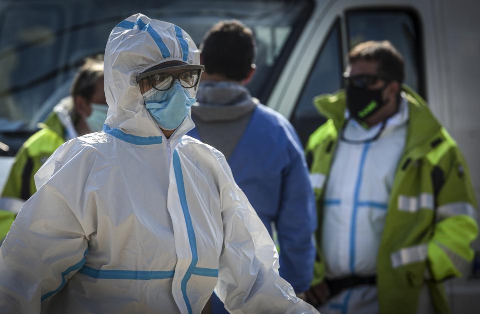 Villa Azul Slum Remains Isolated Due to Large Number of Positive Coronavirus Cases