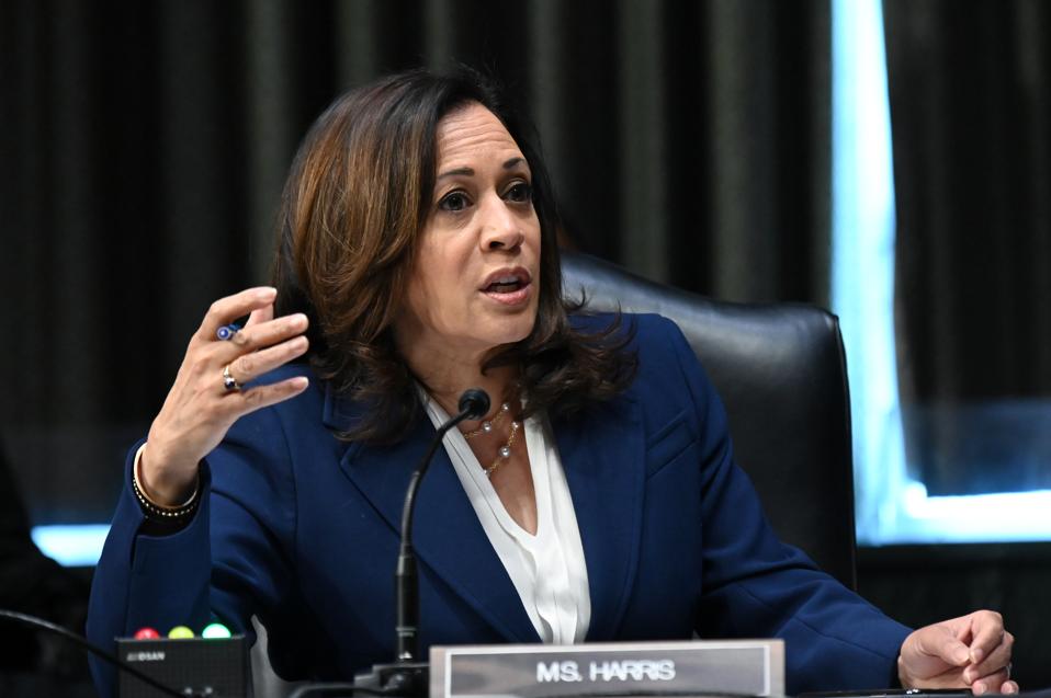 Senators Harris Booker Admonish Fellow Senator Rand Paul For Delaying Bipartisan Anti Lynching Bill
