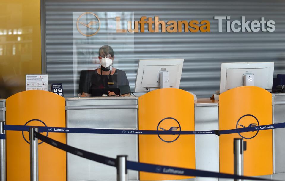 This Is How German Lufthansa Diverts Anger Over 2 Billion