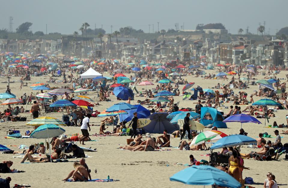 In Photos Southern Californians Pack Beaches During Heat Wave