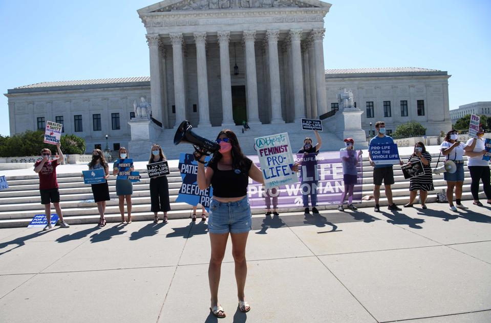 In Siding With Liberals To Strike Down Abortion Restrictions The Chief Justice Portends An Uncertain Future For The Supreme Court