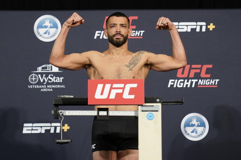 UFC Fight Night Overeem v Harris: Weigh-Ins