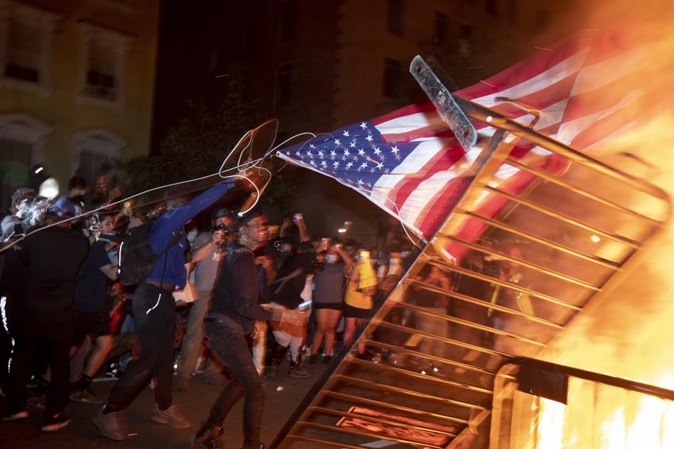 Fires Near White House—AFL-CIO Offices Ablaze—As Riots Continue In ...
