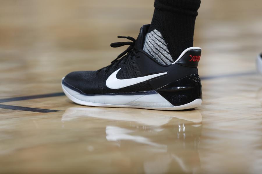 How To Trade Nike, Which Reports Quarterly Earnings After Tomorrow's Closing Bell
