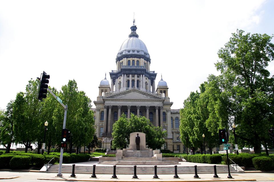 Illinois Becomes 11th State To Offer Online Sports Betting ...