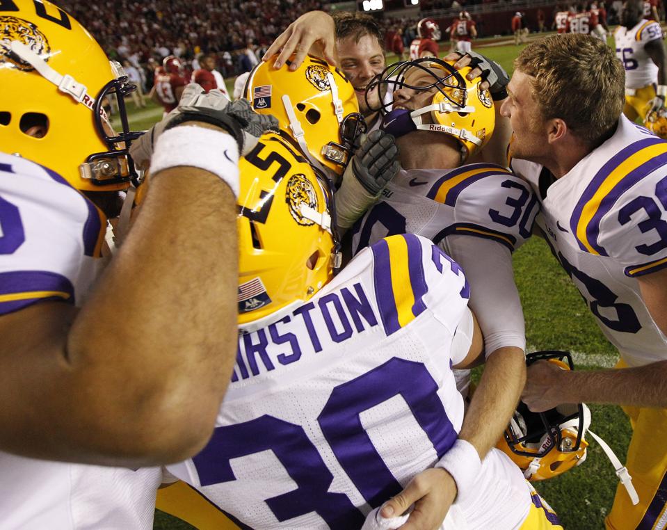 College Football Week 11 Guide Lsu Alabama Marks First No 1 Vs