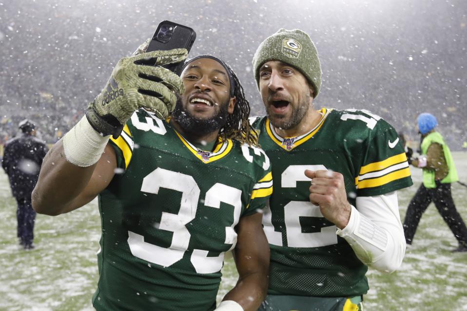 Why Aaron Jones Could Be The Green Bay Packers Most Important Aaron This Week