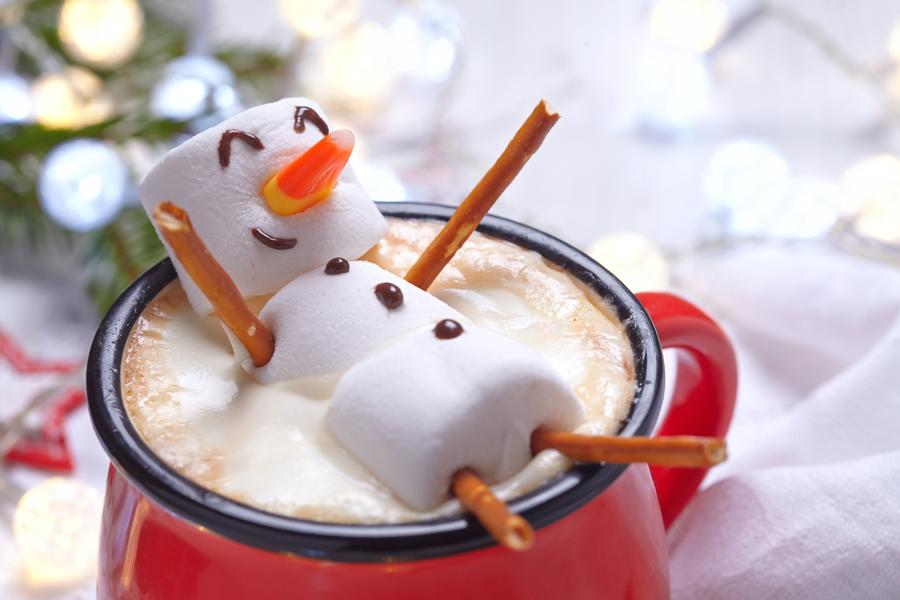 5 Holiday Buys That Yield Up To 7.4%
