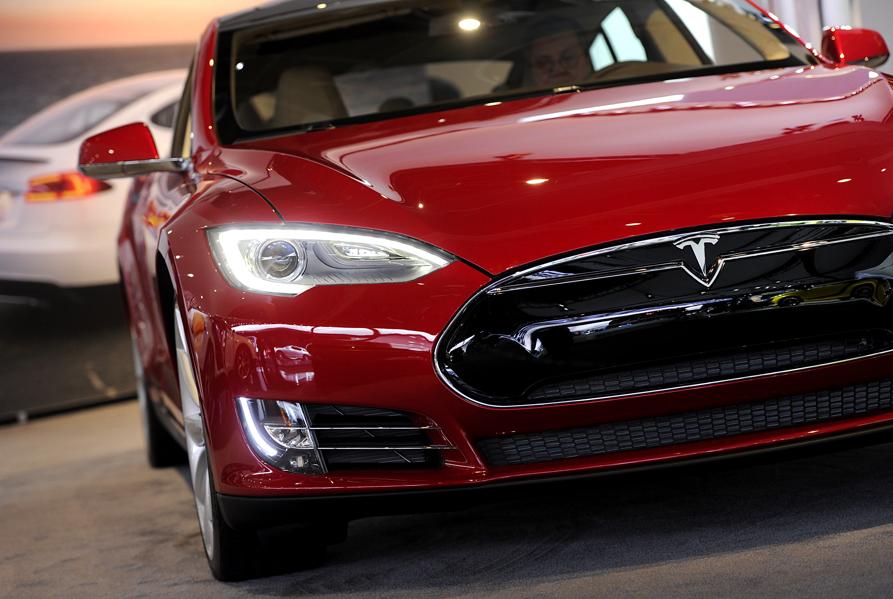 It's Okay To Completely Ignore Tesla's Insane Stock Surge