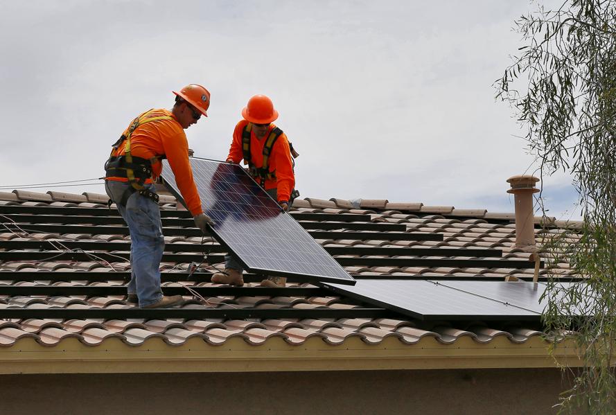 Federal Government Wakes Up To Surging Rooftop Solar