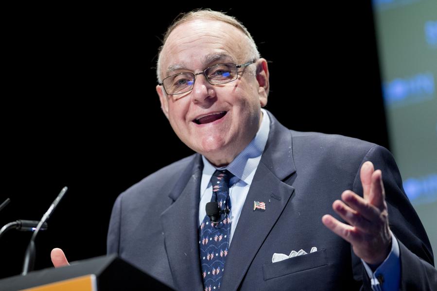 Leon Cooperman Bets On These 19 Stocks