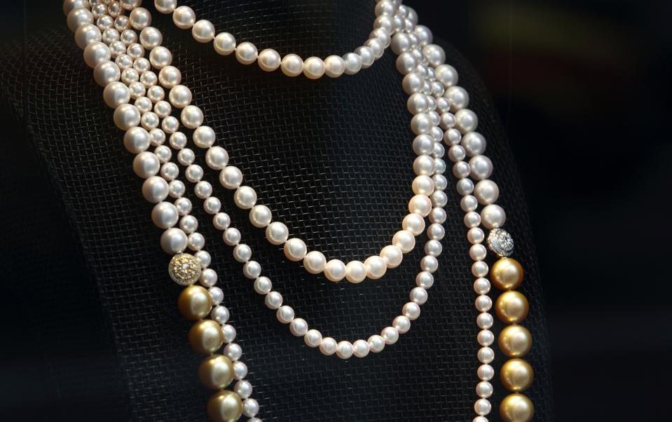 As Fine Jewelry Moves Online, The Market Sparkles