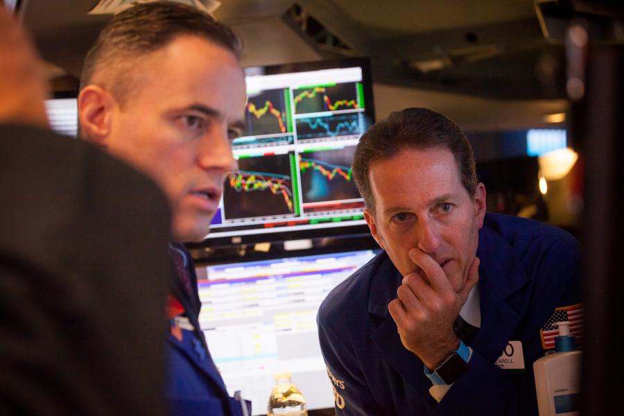 Stocks This Week: Buy Dollar Tree And KeyCorp