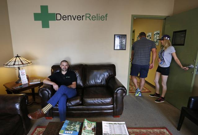Combination Of Medical Marijuana, Opioids Does Not Increase Substance Abuse Risk, Study Finds