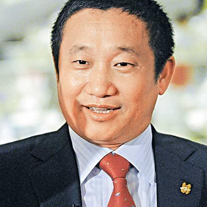 Liu Zhongtian & family