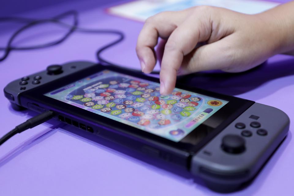 Nintendo Switch Shortages Could Hit Us Europe
