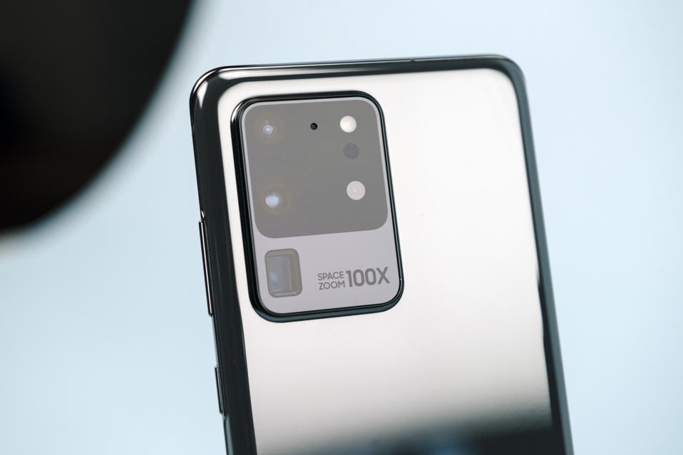 5 Reasons To Buy Samsung S Galaxy S20 Ultra Over Apple S Iphone 12