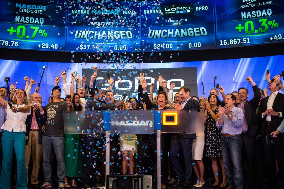 What happens to initial investors when companies goes ipo
