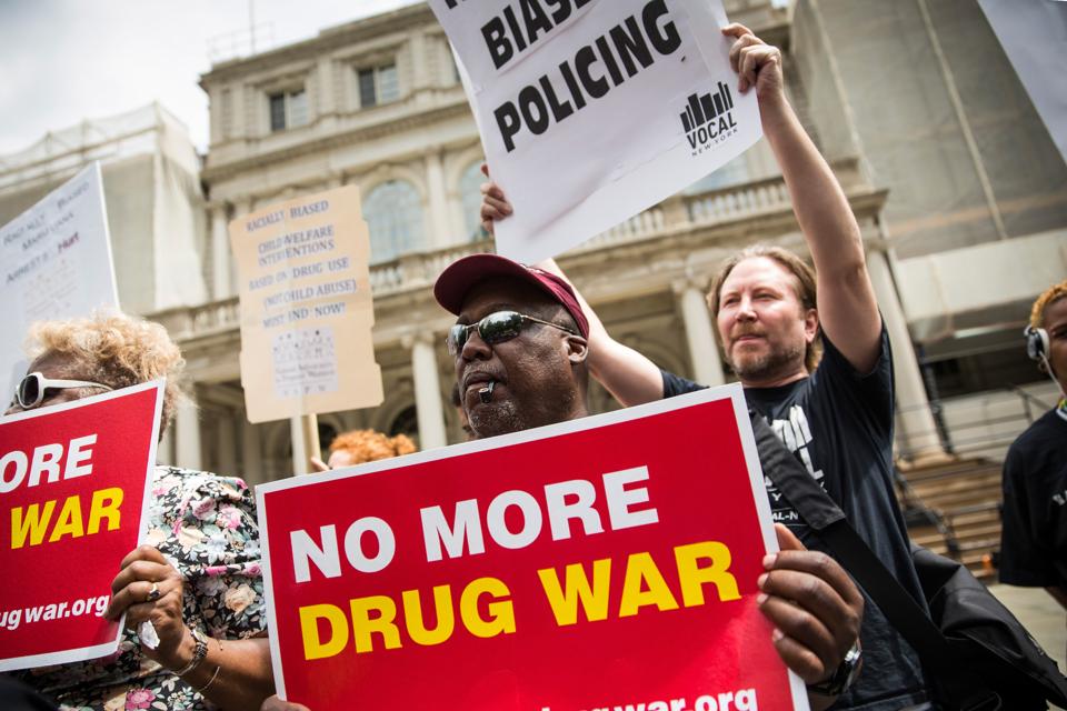 Elected Officials Introduce The Fairness And Equity Act Aimed At Reducing Penalties For Minor Marijuana Offenses