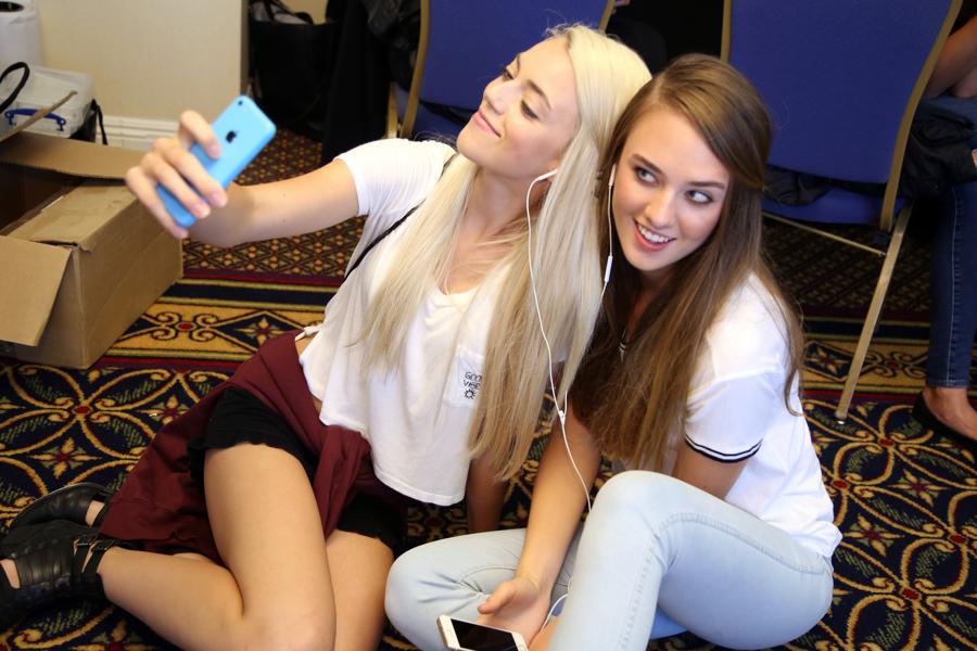 Millennials Need To Stop Airbrushing Their Selfies