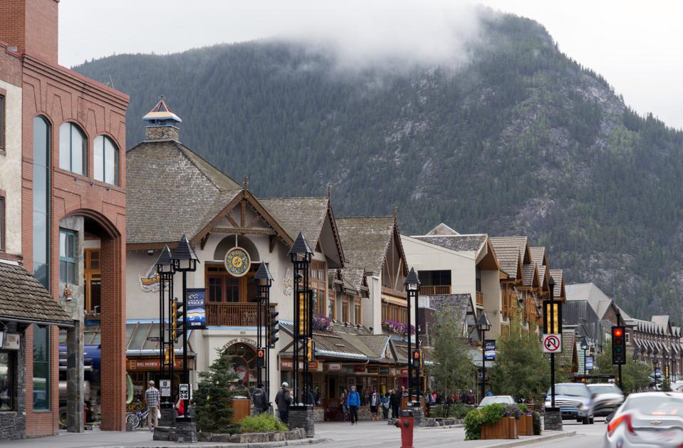 Banff online travel virtual travel coronavirus