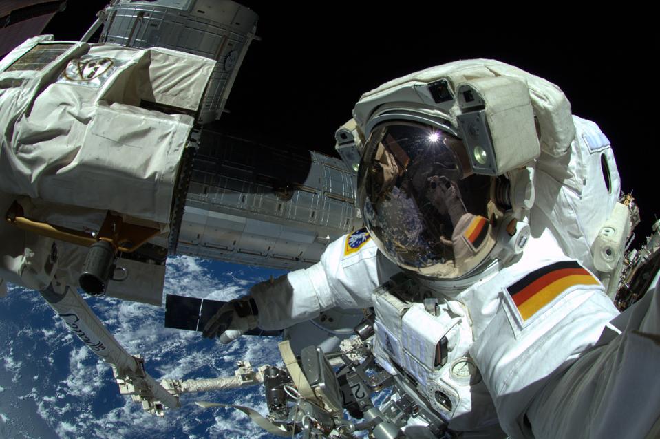 Do Astronauts Get Sick In Space