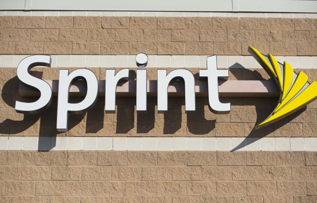 Take That, AT&T! Sprint Offers DirecTV Customers One Year Of Free Wireless Service