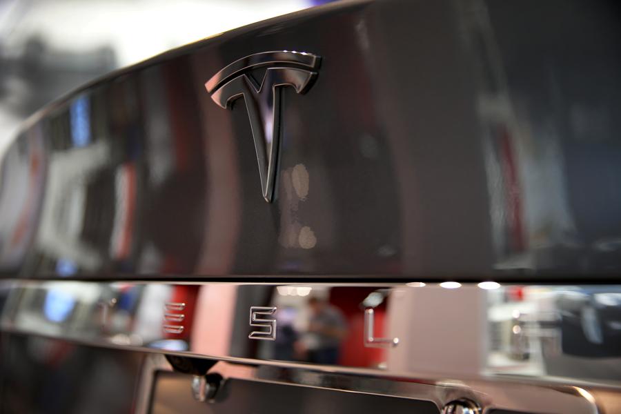 A Top Manager's Take On The News Driving Tesla