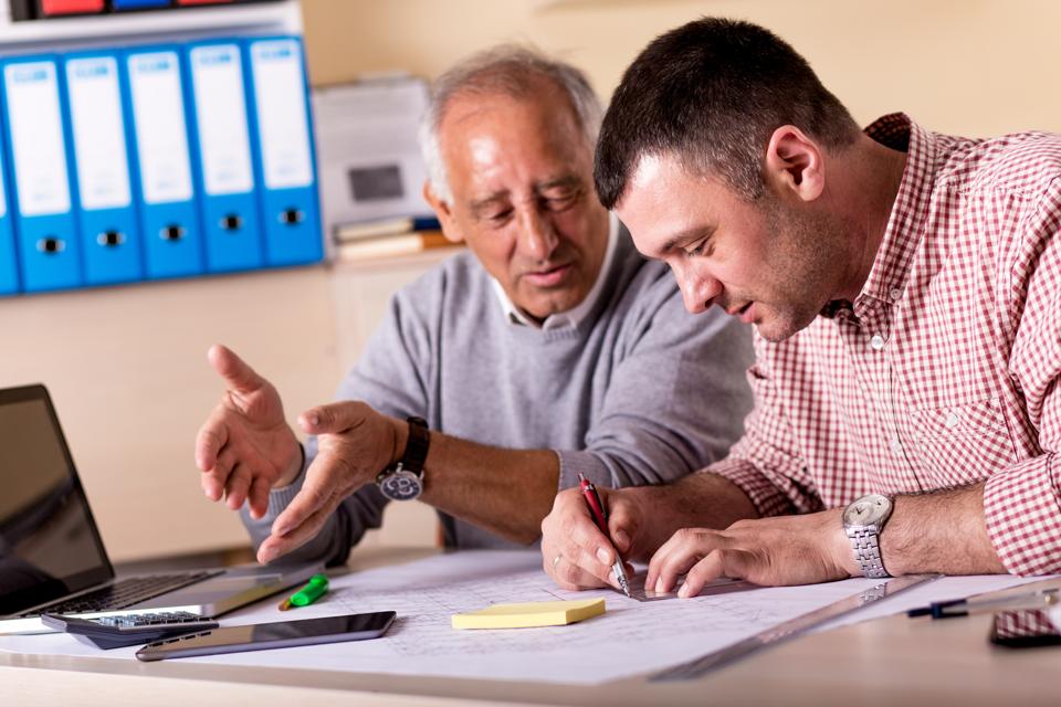 5 Suggestions For Leading An Intergenerational Workforce