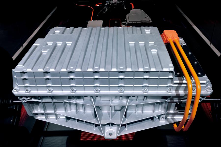 New Semiconductor Technologies Driving Down Cost Of Electric Vehicle Batteries