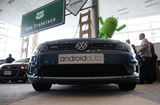Android Circuit: Sony's Xperia Z3+ Mistake, Galaxy S6 Beats iPhone 6, Samsung Risks Apple's Anger