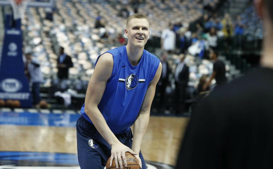 Mavericks And Kristaps Porzingis Agree To Largest Contract In