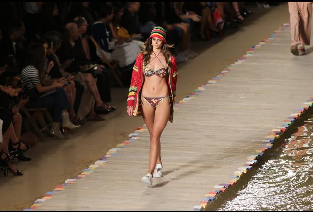 Womens Fashion Week Womens Fashion Week