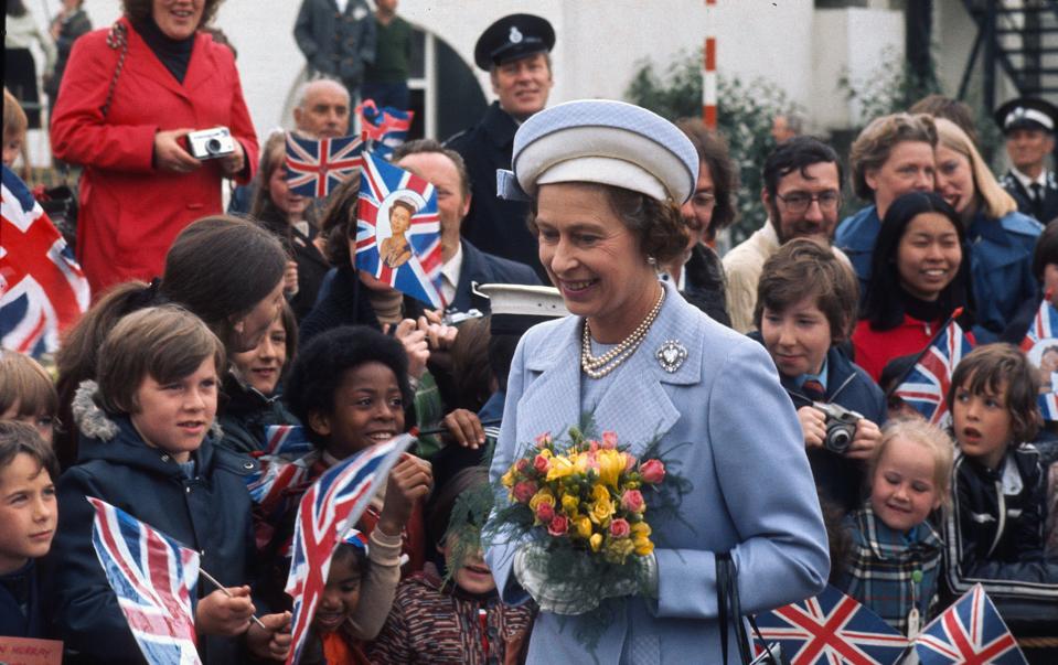 Queen Elizabeth ll greets the public during her Silver Jubilee