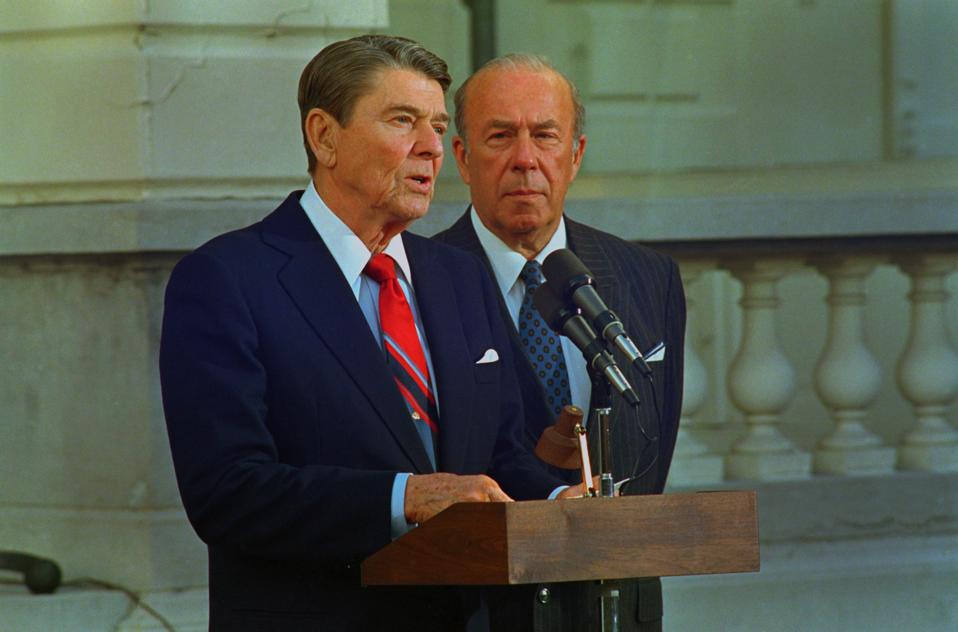 Ronald Reagan with George Shultz