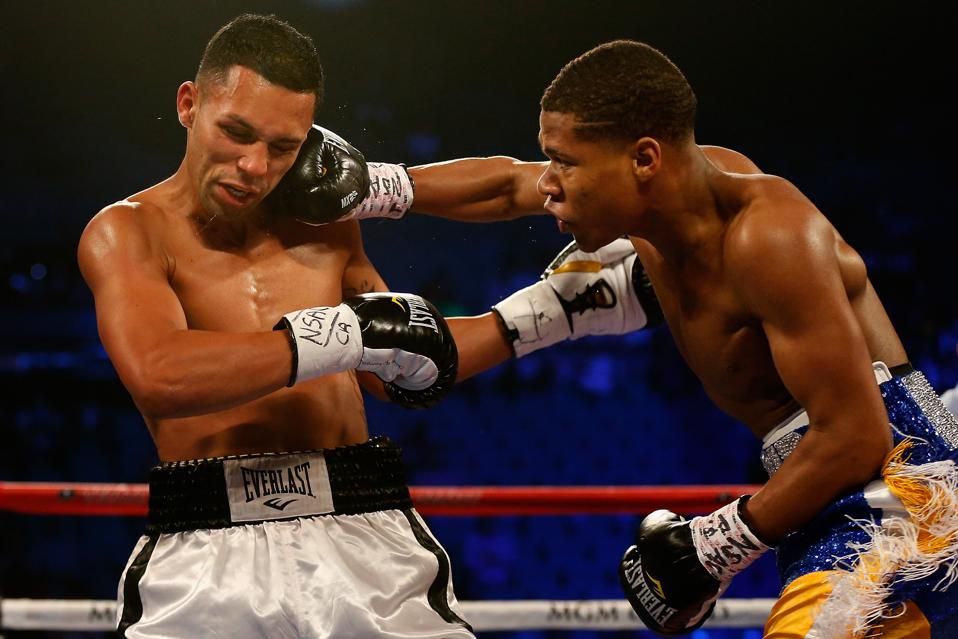 Devin Haney vs Jorge Linares odds records prediction