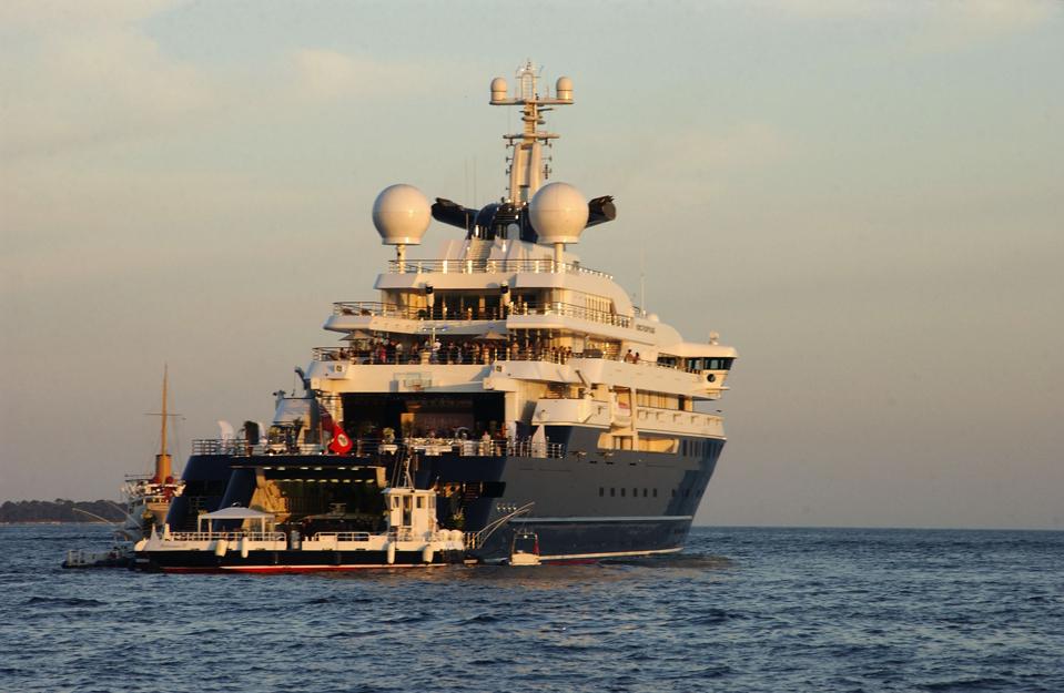 Microsoft Cofounder Paul Allen S 414 Foot Long Explorer