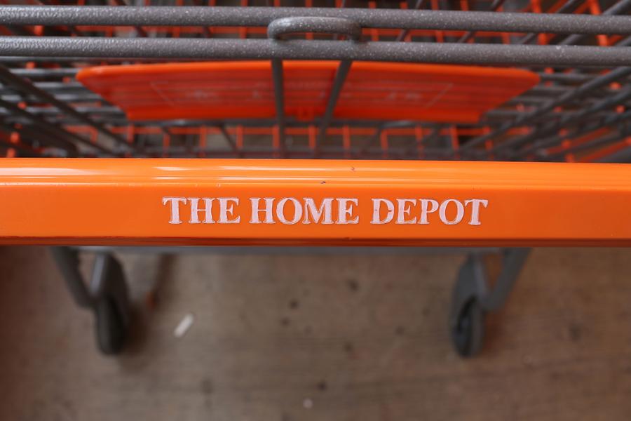 Here's How Home Depot's E-Commerce Strategy Is Driving Growth